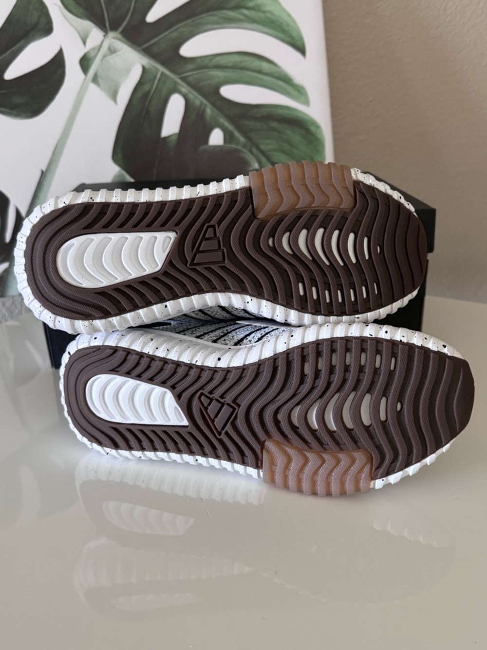 Adidas Women’s Kaptir Flow 2.0 - Size 6.5 - Picture 8 of 10